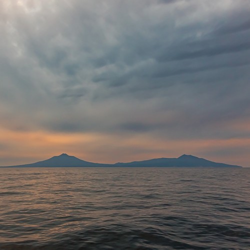 Джип-тур на Итуруп и Шикотан в мини-группе: неизведанные места, релакс в термах и гастрономия