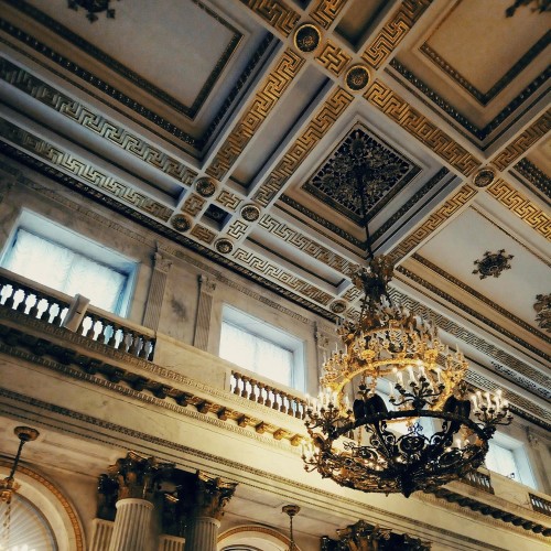 Эрмитаж с гидом — в мини-группе (билеты включены)