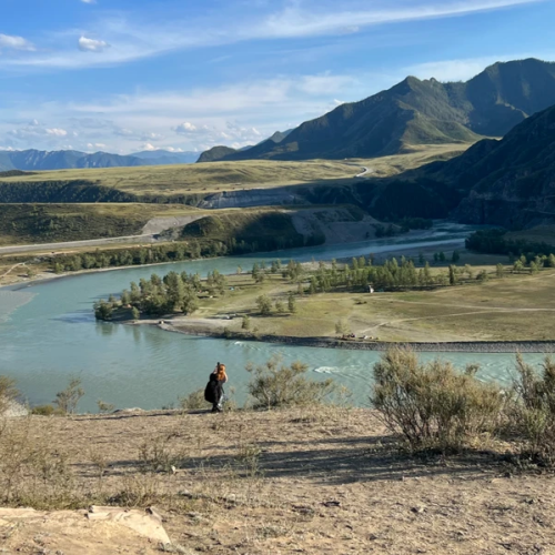 Волшебный Алтай: на джипах и пешком по предгорьям и склонам