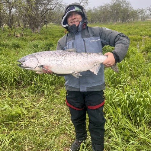 Рыбалка на Камчатке: ловим королевского лосося на реке Большой