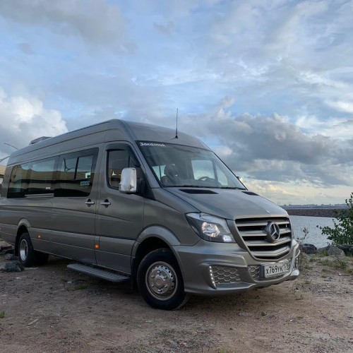 Экскурсия в Царское Село и Екатерининский дворец (билеты включены)