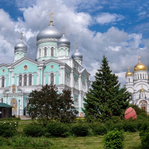 Из Нижнего Новгорода — в Арзамас и Дивеево