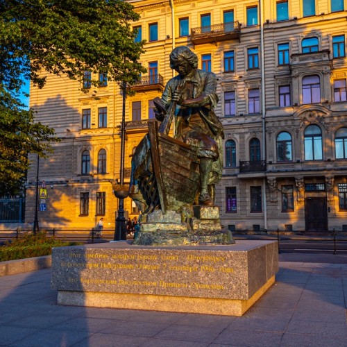 Мир Александра Пушкина: прогулка по центру Петербурга