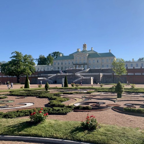 Ораниенбаум: шкатулка с драгоценностями Екатерины Великой