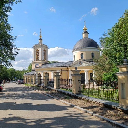 На Воробьёвы горы по эскалаторной галерее