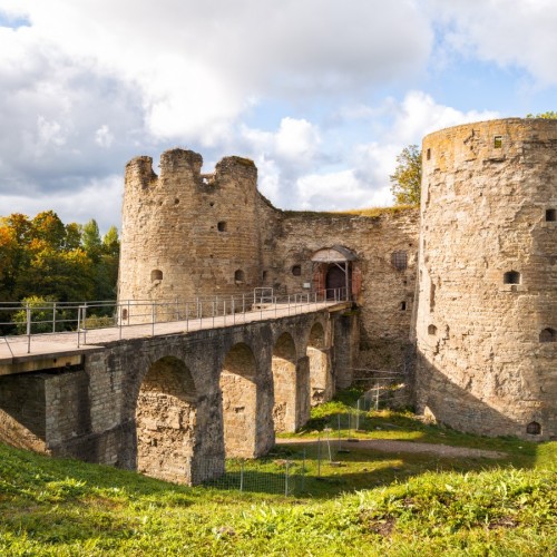 Скрытые жемчужины Ленинградской области: поездка из Петербурга