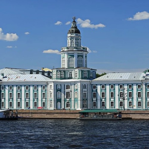 Обзорная экскурсия по Петербургу с посещением Кунсткамеры