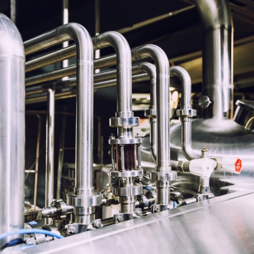 Старейшая крафтовая пивоварня в центре Петербурга (18+)