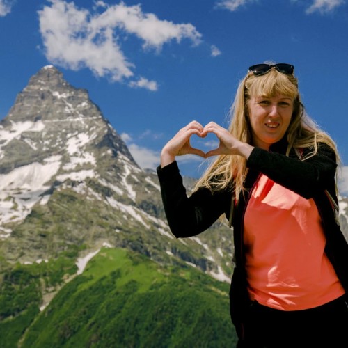 Лёгкий треккинг в горах Домбая с комфортом