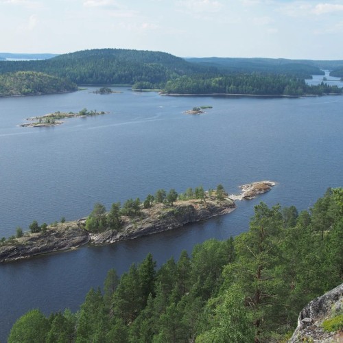 Два дня в Ладожской Карелии: тур из Петербурга