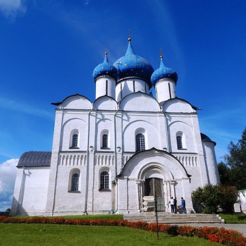 Суздаль — преданья старины глубокой