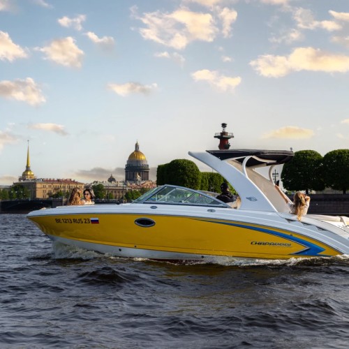 На морском катере — по просторам Невы и Финского залива