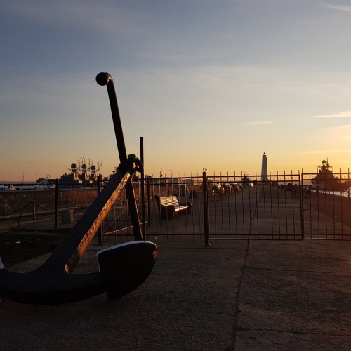 Петергоф и Кронштадт на автомобильной экскурсии