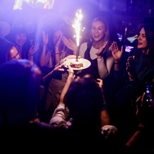 Неформальная прогулка по барам Петербурга (18+)