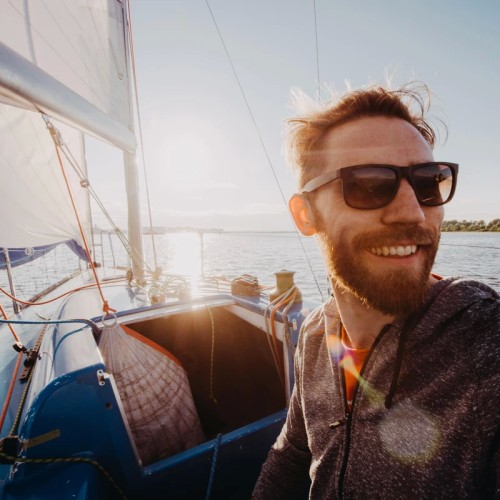 Круиз под белоснежным парусом по Финскому заливу