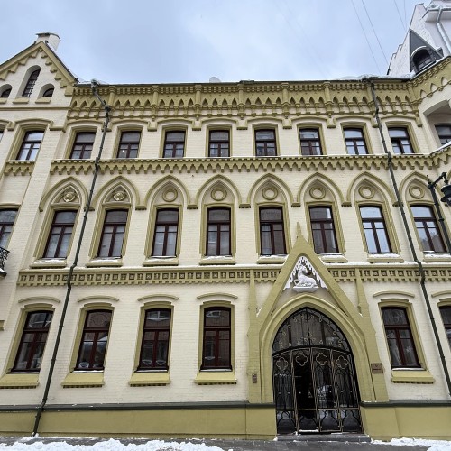 Московский бестиарий, дореволюционные миллионеры и стрит-арт