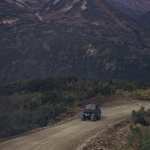 Океан впечатлений на Камчатке с фотографом: треккинги, спа, обед с видом на горы и ночь в глэмпинге
