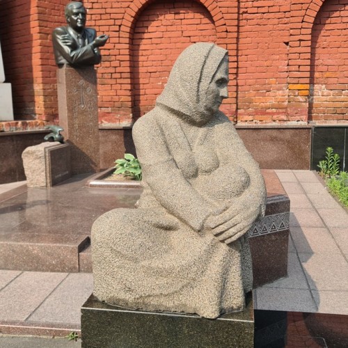 Авторская экскурсия по Армянскому кладбищу в Москве