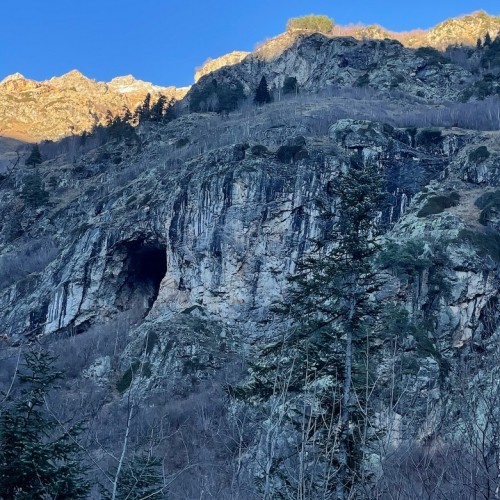 Природные жемчужины Домбая: в мини-группе по горам, озёрам и ущелью