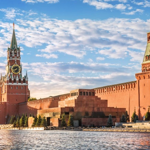 Обзорная экскурсия по Москве с посещением Кремля (билеты включены)