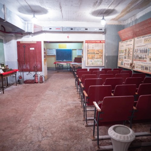 Групповая экскурсия в бомбоубежище Петербурга