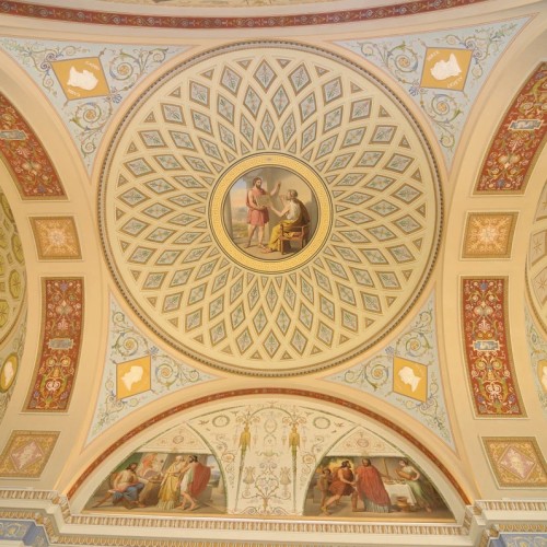 Шедевры Эрмитажа + парадная жизнь Зимнего дворца (билеты включены)