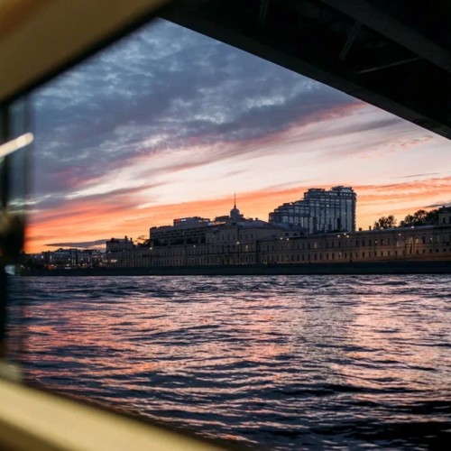 Круиз вдоль островов Северной столицы