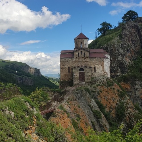 Перевал Гумбаши, Шоанинский храм и термальные источники за 1 день