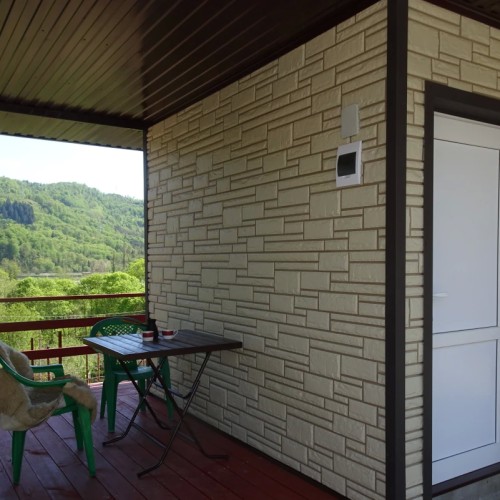 Женское счастье: отдых, правильное питание и проживание с видом на горы