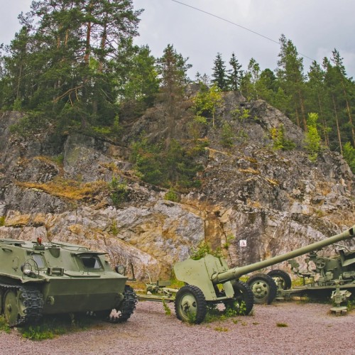 Лучшие впечатления от Карелии: крепость, водопады, хаски и музей в скале