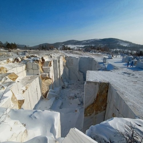 Тажераны, Малое Море и Ольхон: магия зимнего Байкала в индивидуальной поездке