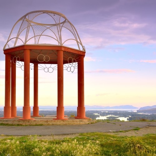 Природные чудеса Хакасии: урочище Сундуки, Ивановские озёра, Каменный лес и Долина царей