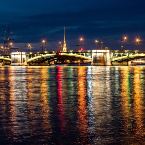 Фонари ночного Петербурга — прошлое, настоящее, будущее