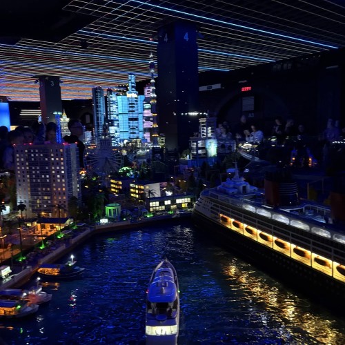 Из Санкт-Петербурга — по всей России! Групповая экскурсия по «Гранд Макету» (билеты включены)