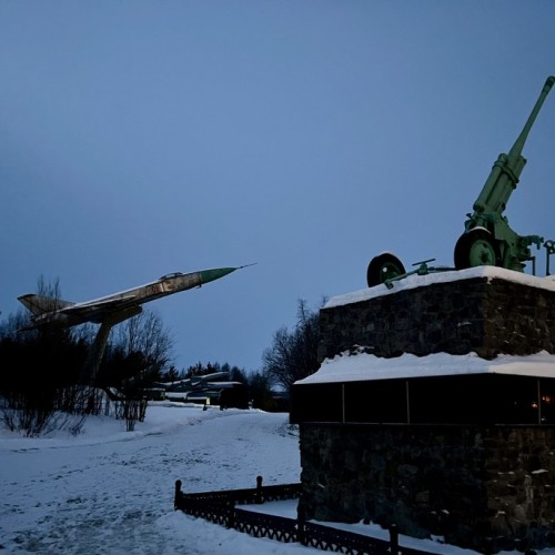 Индивидуальный джип-выезд по Кольскому с поисками китов, знакомством с саамами и катанием на оленях