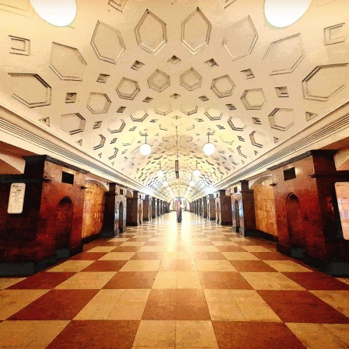 Московское метро: возникновение и строительство