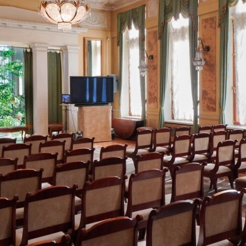 Групповая экскурсия с посещением особняка Матильды Кшесинской