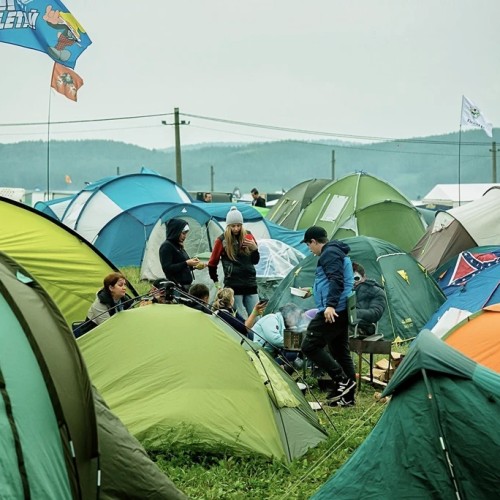 Лето, палатки, рок: из Казани на фестиваль «YLETAЙ»