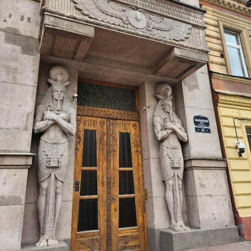 Богатые тоже плачут