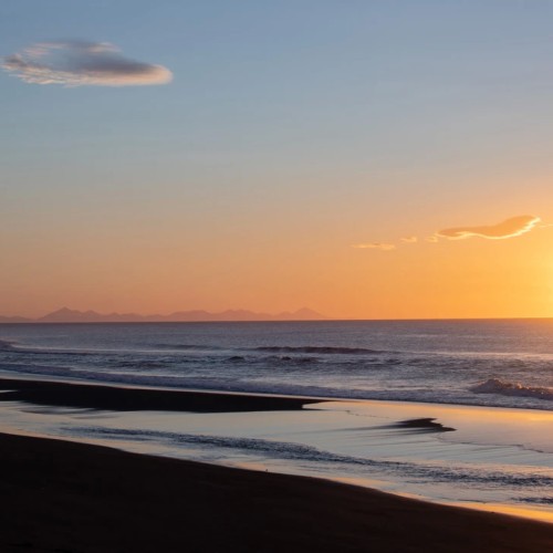 Большой поход с рюкзаками и палатками по Камчатке: вулканы, Тихий океан, термы и альпийские луга