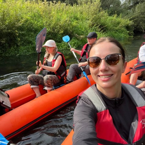 Первый раз с веслом в руках: лёгкий сплав по реке Воре (всё включено)