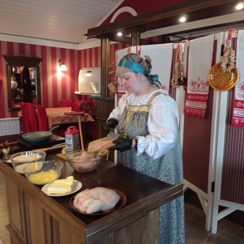 Выходные по-купечески с мастер-классами, светским приёмом и чаем из самовара: из Москвы в Торжок