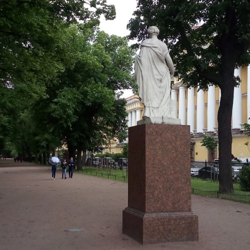 От Исаакия до Дворцовой: архитектура площадей Петербурга