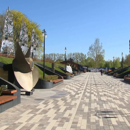 Яркое автопутешествие в Петергоф, Ораниенбаум и Кронштадт