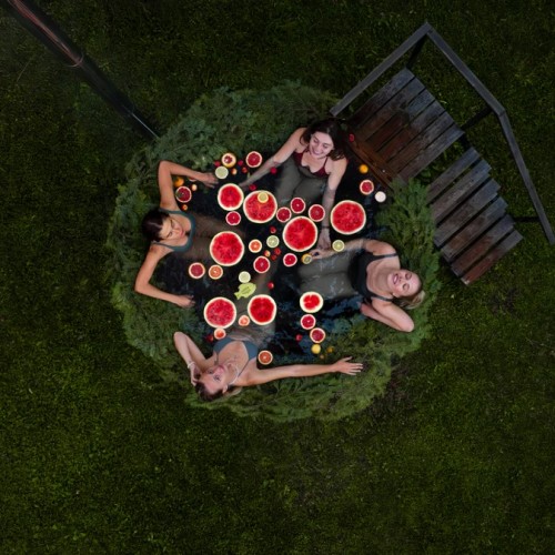 Тур на Алтай с фотографом: эстетичные кадры, съёмки с реквизитом, глэмпинги и топовые места