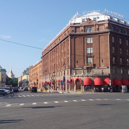 Архитектура и легенды Исаакиевской площади