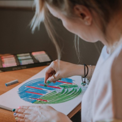 Арт-терапия в кафе Петербурга