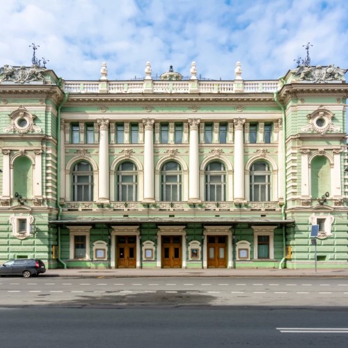 Старый Петербург: от Театральной площади к Новой Голландии