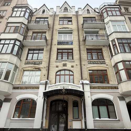 Московский бестиарий, дореволюционные миллионеры и стрит-арт