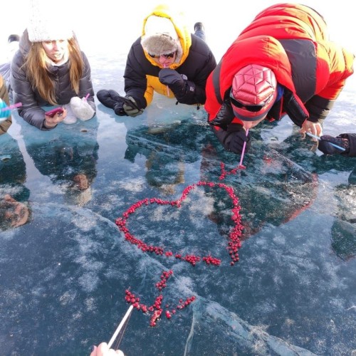 Расслабленное путешествие на Байкал с опциональными экскурсиями: Ольхон, Листвянка и много льда